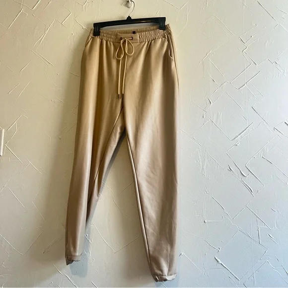 21 Saints Women's Faux leather Cream High Rise Ankle Jogger Pants Size S - Picture 4 of 8
